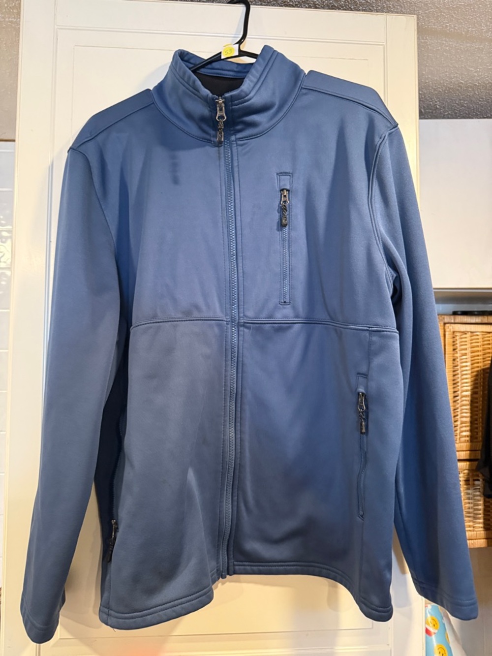 Swiss tech Men's Blue Full-Zip Softshell Jacket size medium 3:30